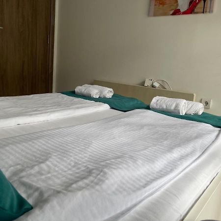 Empire Queen Apartments Белград Екстериор снимка