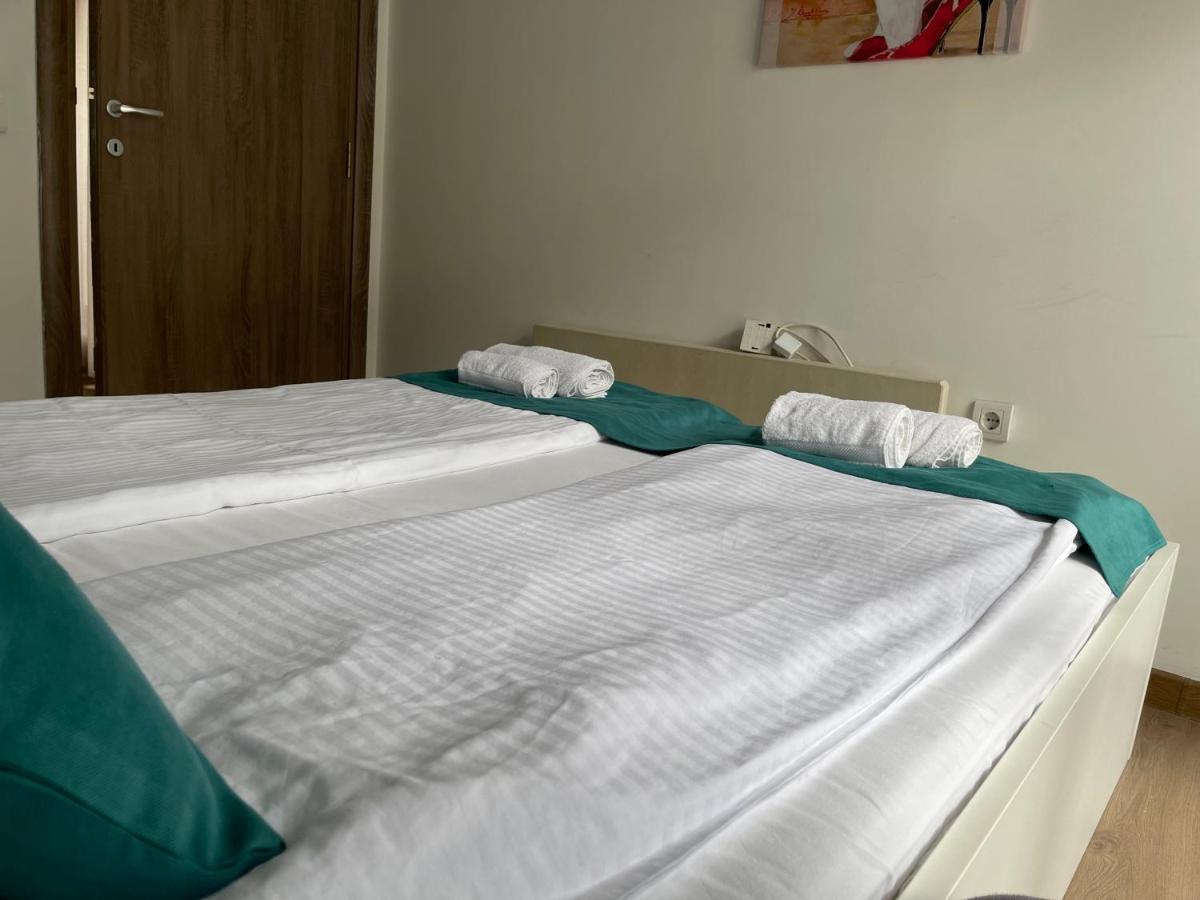 Empire Queen Apartments Белград Екстериор снимка
