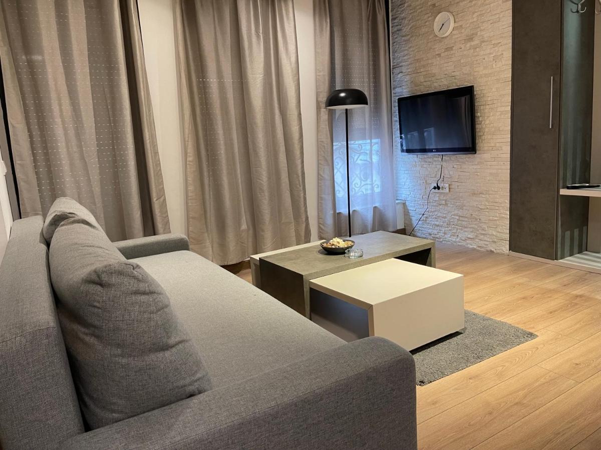 Empire Queen Apartments Белград Екстериор снимка