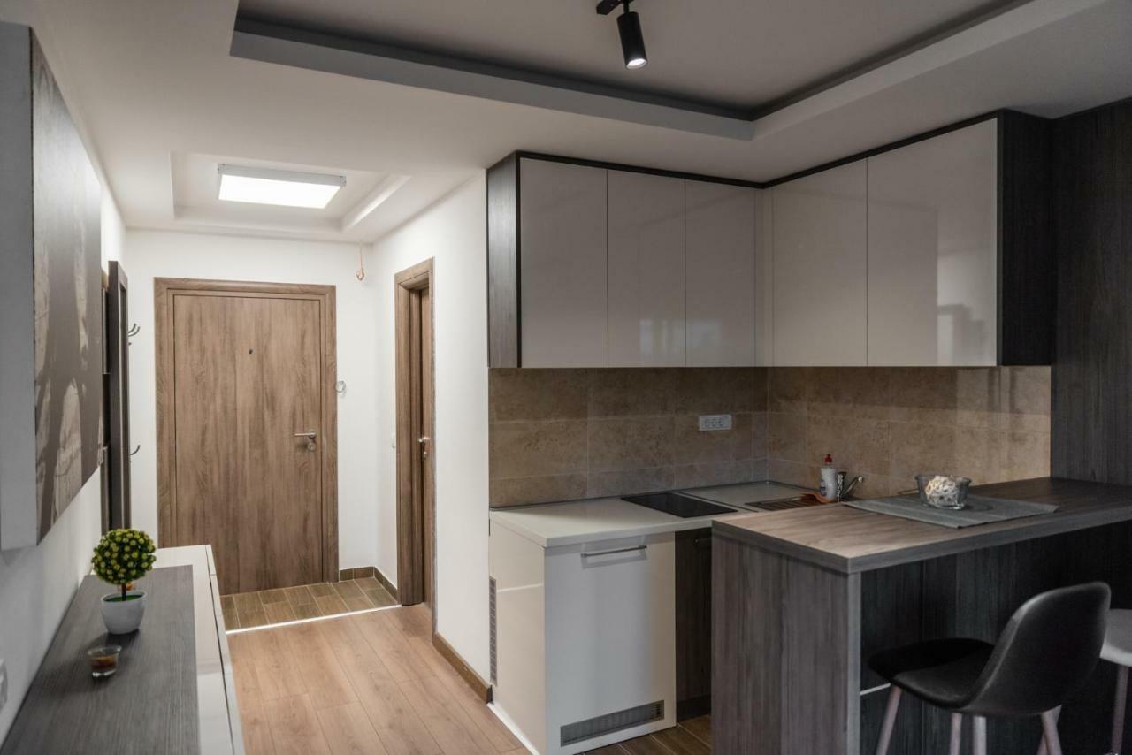 Empire Queen Apartments Белград Екстериор снимка